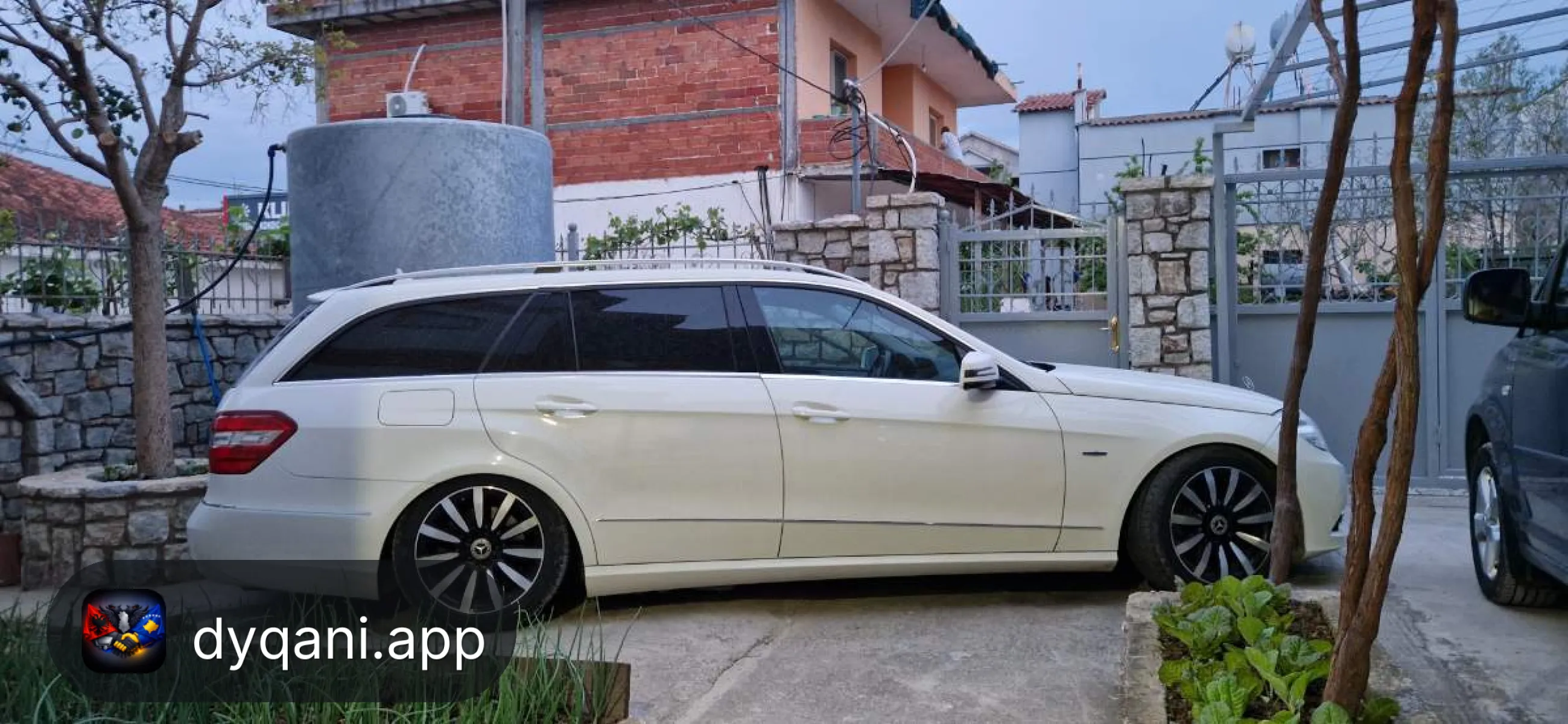 Mercedes E Class 2011 2.0 Naftë – 6,500 Lek – Durrës — Durrës - Foto 1
