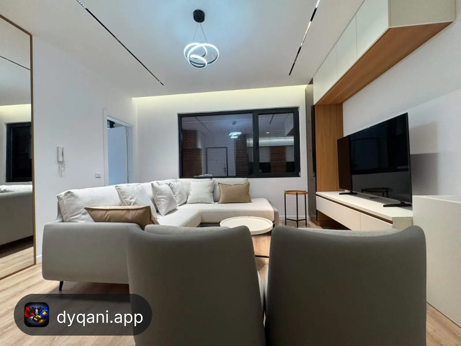 Apartament 2+1 me garazh ne rrugen – 250,000€ – Tiranë — Tiranë - Foto 3