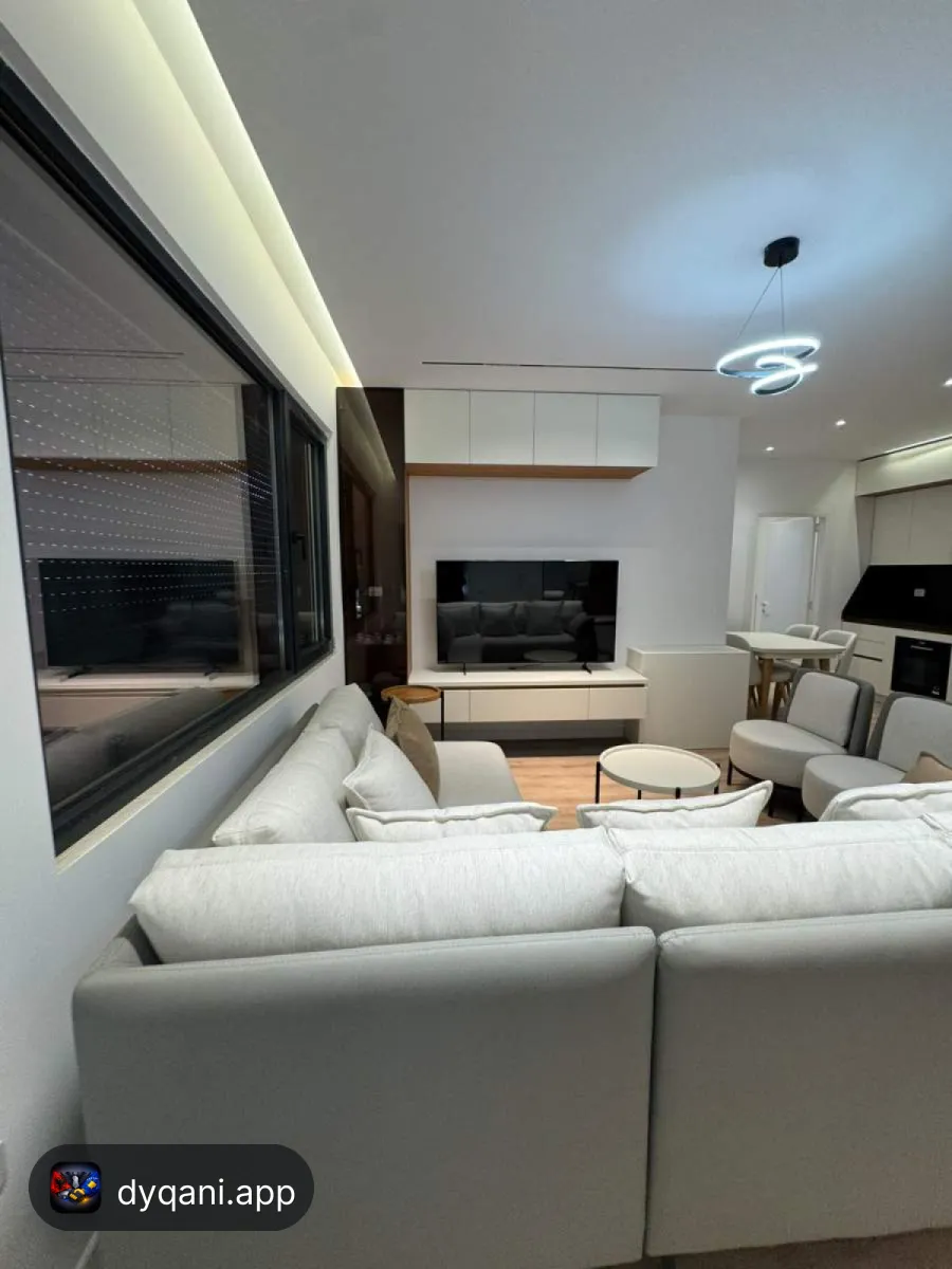 Apartament 2+1 me garazh ne rrugen – 250,000€ – Tiranë — Tiranë - Foto 8