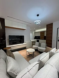 Apartament 2+1 me garazh ne rrugen – 250,000€ – Tiranë — Tiranë - Foto 9