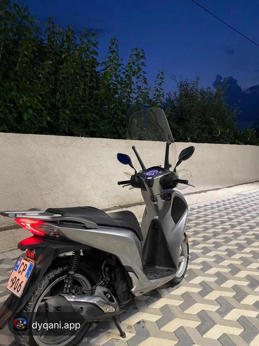 Shitet Honda sh 125 me abs – 2,700€ – 2018 – Mamurras — Mamurras - Foto 2