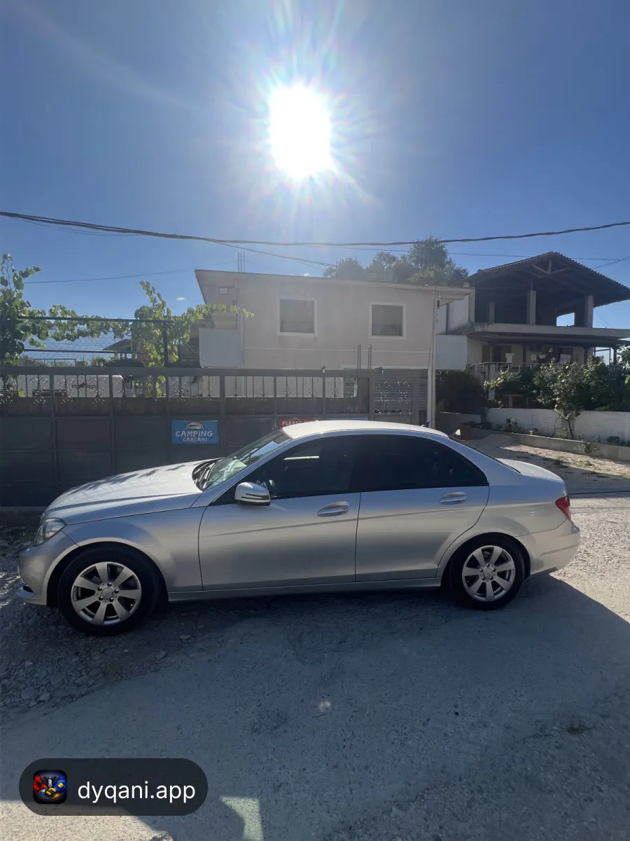 Mercedes C200 naftë 2.2 220 – 7,000€ – Gjirokastër — Gjirokastër - Foto 2