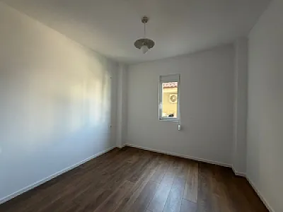 Apartament 1+1 në Laprakë pranë – 108,000€ – Tirane – I mirë — Tirane - Foto 1