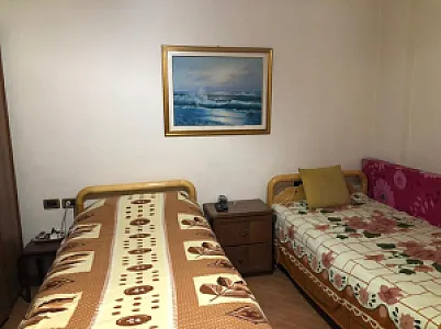 Apartament 2+1 132 m2 pranë – 250,800€ – Tirane – I mirë — Tirane - Foto 3