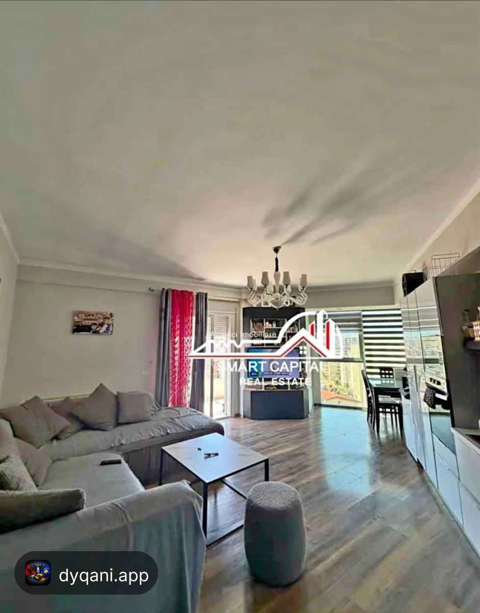 Apartament 2+1+2 në shitje pranë Kishës – 163,000€ – I mirë — Vlorë - Foto 1