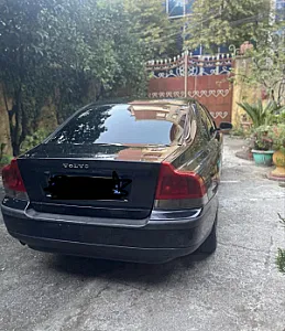 Volvo S60 2.4 nafte automat – 3,500€ – Durrës – I shkëlqyer — Durrës - Foto 3