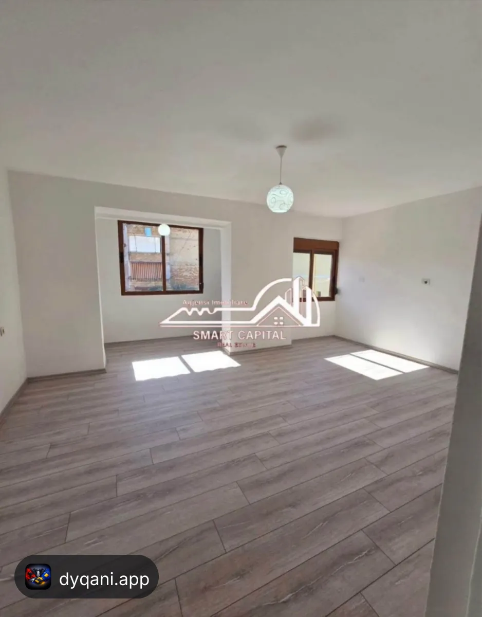 Apartament 1+1 56m2 kati 3 pranë – 8.5M Lek – Vlorë – I mirë — Vlorë - Foto 2
