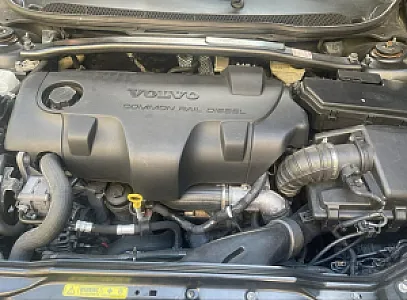 Volvo S60 2.4 nafte automatik me qera – 35€ – Durrës — Durrës - Foto 6