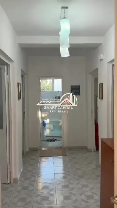 Apartament 3+1 87 m² pranë tregut të madh — video
