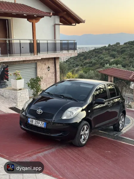 Toyota Yaris 1.4 nafte manuale 2009 – 3,700 Lek – Vlorë — Vlorë