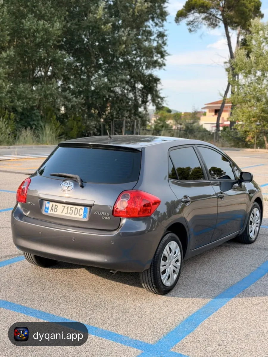 Toyota Auris 1.4 nafte 2008 – 4,300 Lek – Vlorë – I mirë — Vlorë - Foto 3