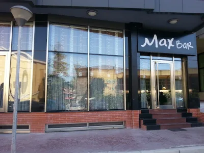 Max Bar