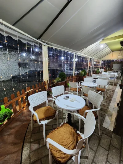 Bar - Kafe "Te Xhili"