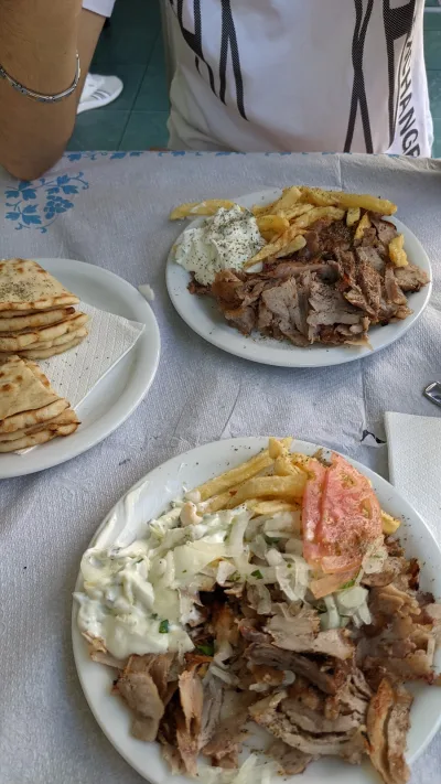 Sufllaqeri Sufllaqe dhe Bërxolla të 'PS-së'