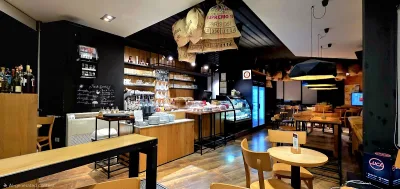 Sophie Caffe Twin Towers