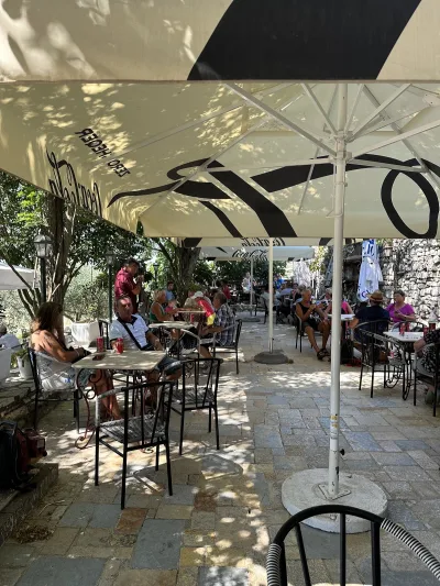 Bar Akropoli