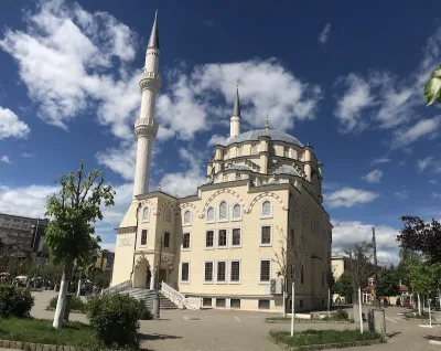 Xhamia Isa Beg