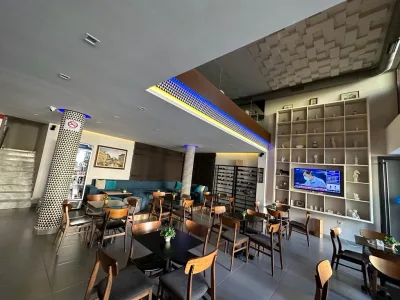 Overlook&Lounge Bar