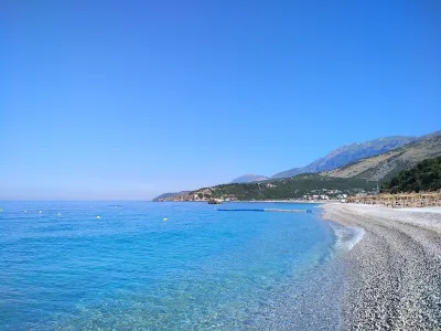 Apelistra Beach