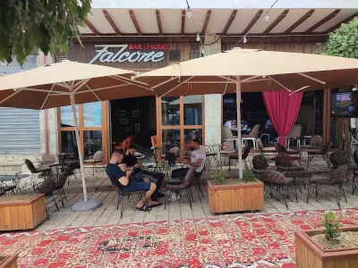 Falcone Bar-Piceri