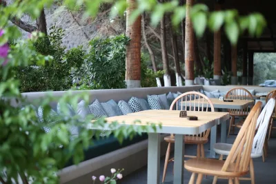 Cabo Del Mar BEACH-BAR-RESTAURANT