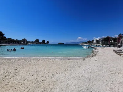 Plazhi Paradise