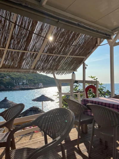 Beach Bar & Grill Reni & Risi