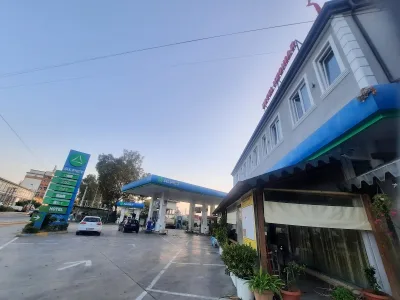 MEGNIAR HOTEL