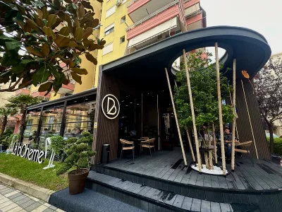 La boheme bar bistro