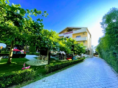 Hotel Ambasador Garden