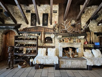 Bujtina e Gjelit (Rooster’s Inn) Restaurant