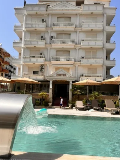 Lyden Hotel