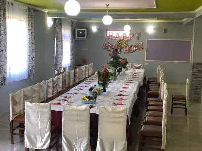 Bar Kafe Lavi Reni