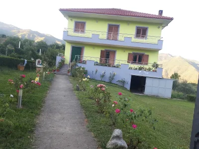 Guesthouse Polis village