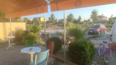Bar Poli's