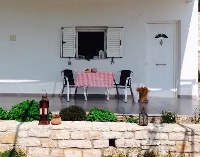 Apartments Pllajia