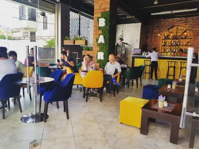 The-corner-caffe-01