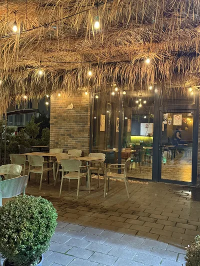 Lounge Bar Madori