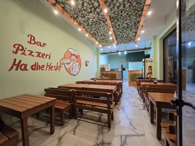 Bar Pizzeri Ha dhe Hesht
