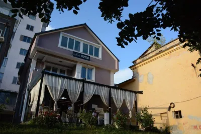 ROYAL BAR & HOTEL
