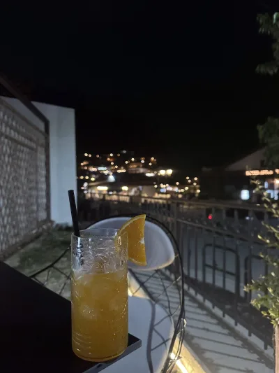 URBAN LOUNGE