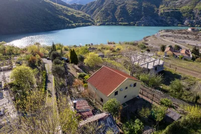 Lakeview Escape Koman