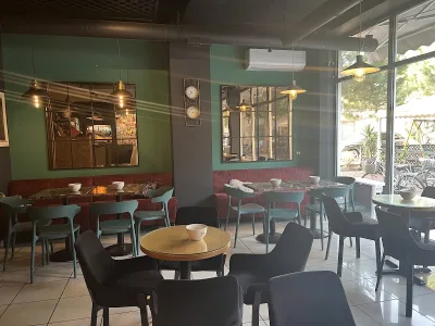 YXHA Coffeeshop 03