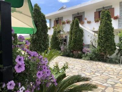 Berat Caravan Camping