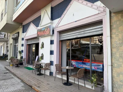 Mango Vlorë