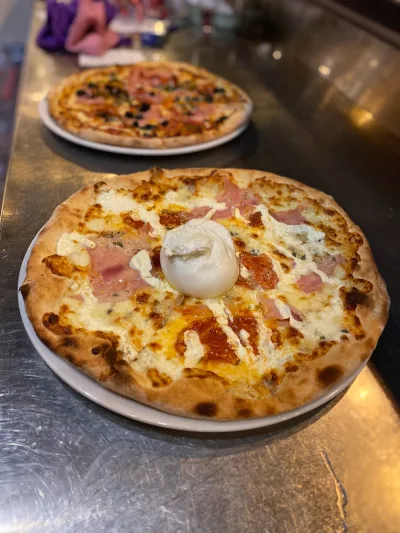 Mamma mia pizzeri