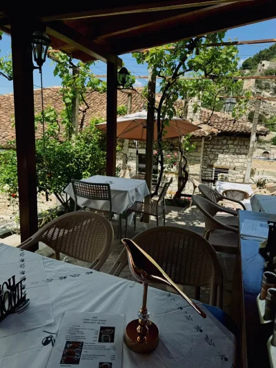 Lorenc Secret Garden Restaurant & Bar