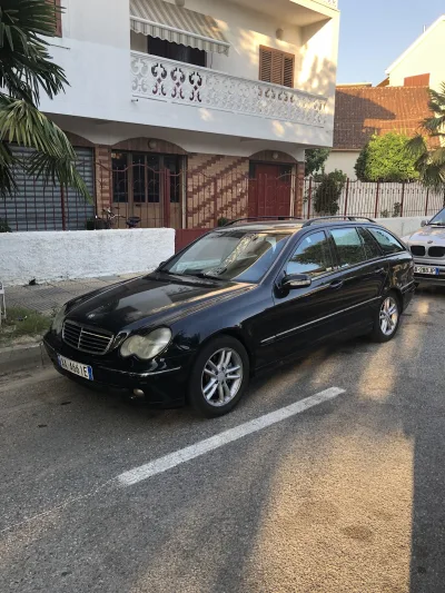 Auto Shyqi