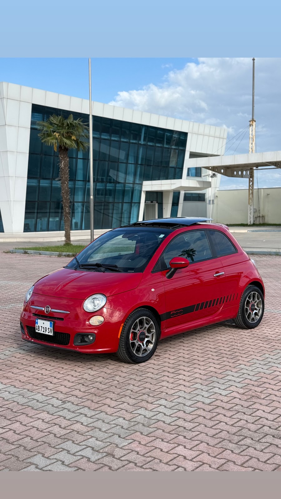 Dakan Rental ( Makina Me Qera Fier ) photo 4