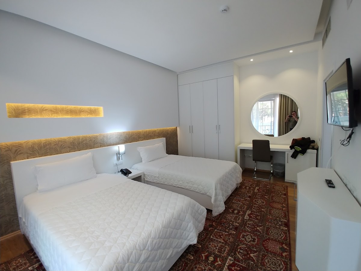 Prestige Resort photo 2